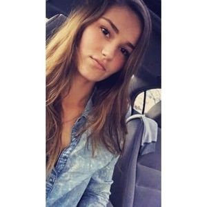 Meet your Posher, Kelsie